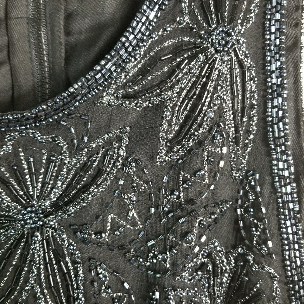 LAWRENCE KAZAR Vintage 100% Silk Black Beaded Sleeveless Top Large. - Picture 4 of 9